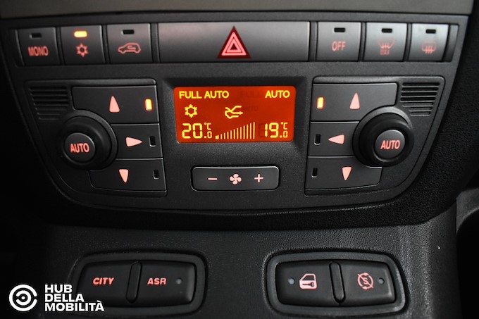 LANCIA Musa 1.3 Mjt 95 CV Platinum